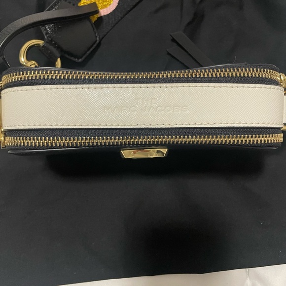 Marc Jacobs Snapshot - Picture 3 of 6